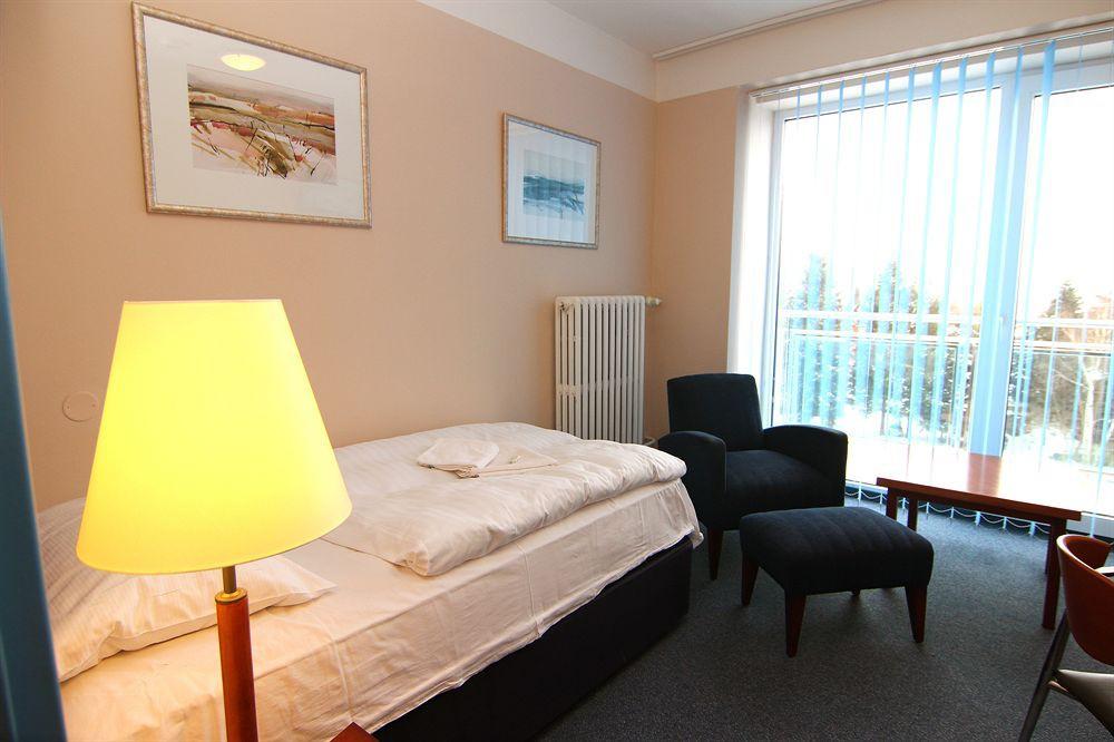Hotel Marttel Karlsbad Buitenkant foto