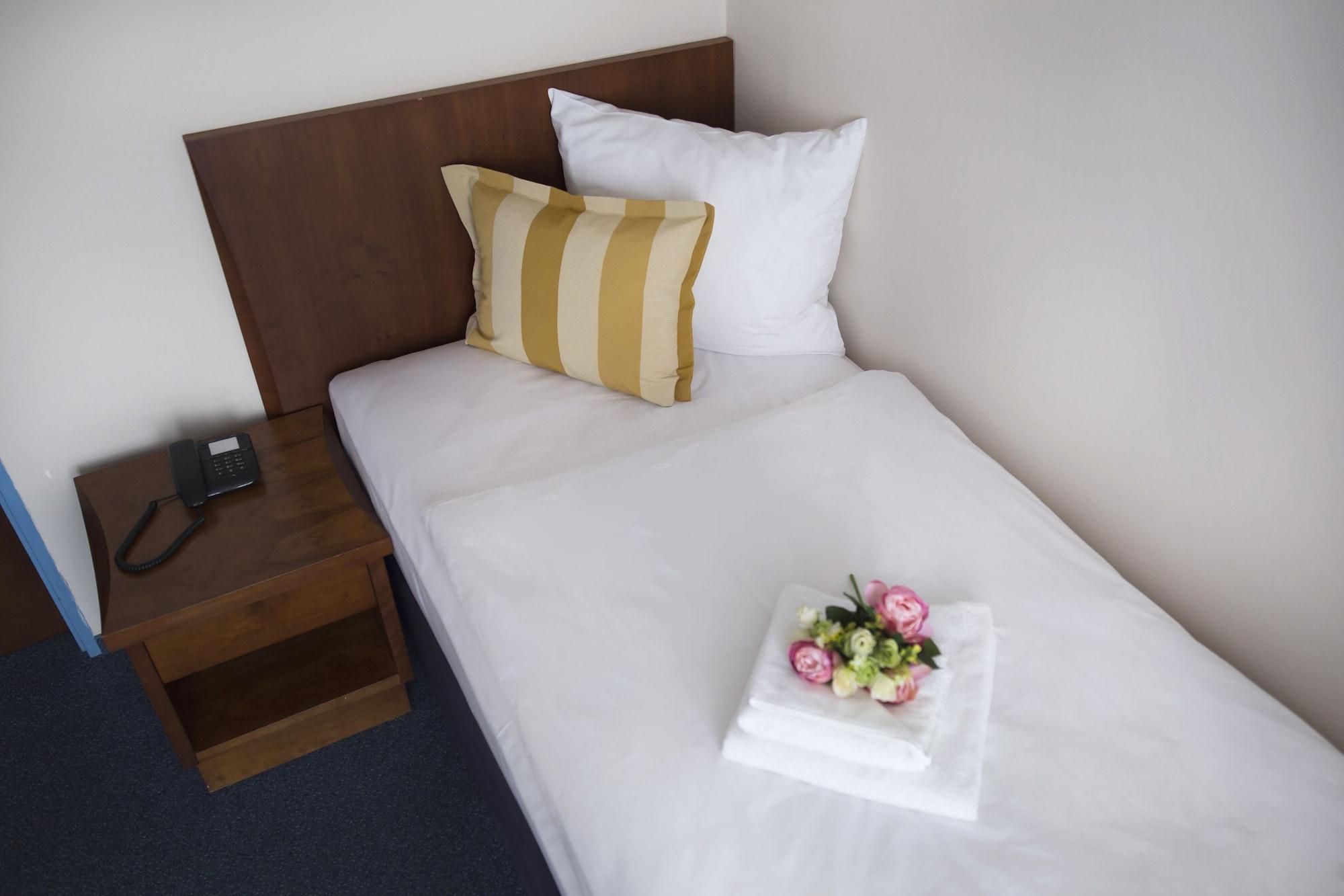 Hotel Marttel Karlsbad Buitenkant foto
