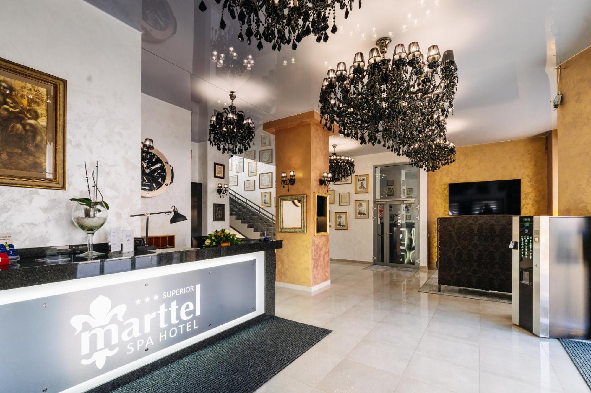 Hotel Marttel Karlsbad Buitenkant foto