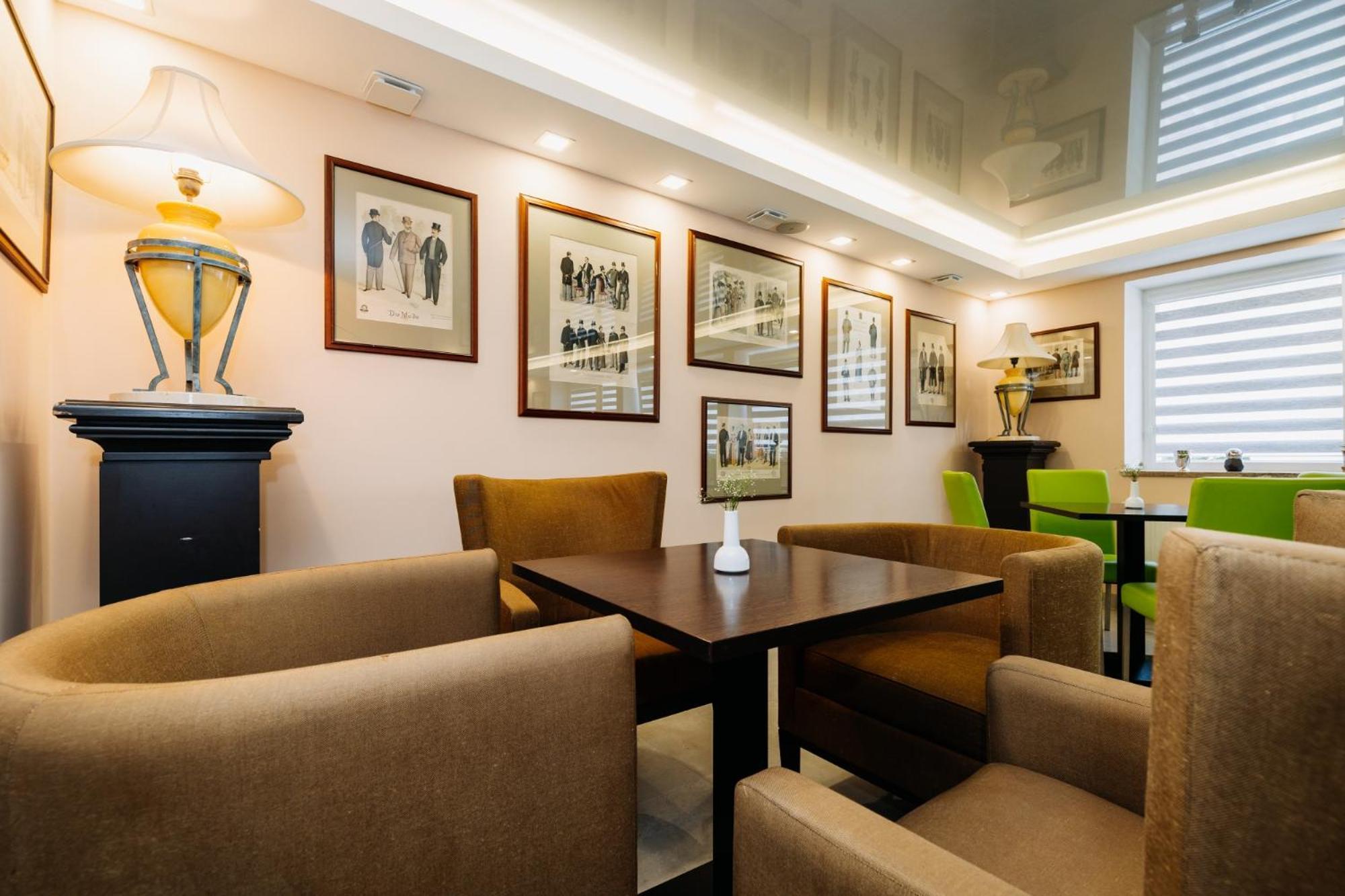 Hotel Marttel Karlsbad Buitenkant foto