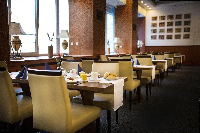 Hotel Marttel Karlsbad Buitenkant foto